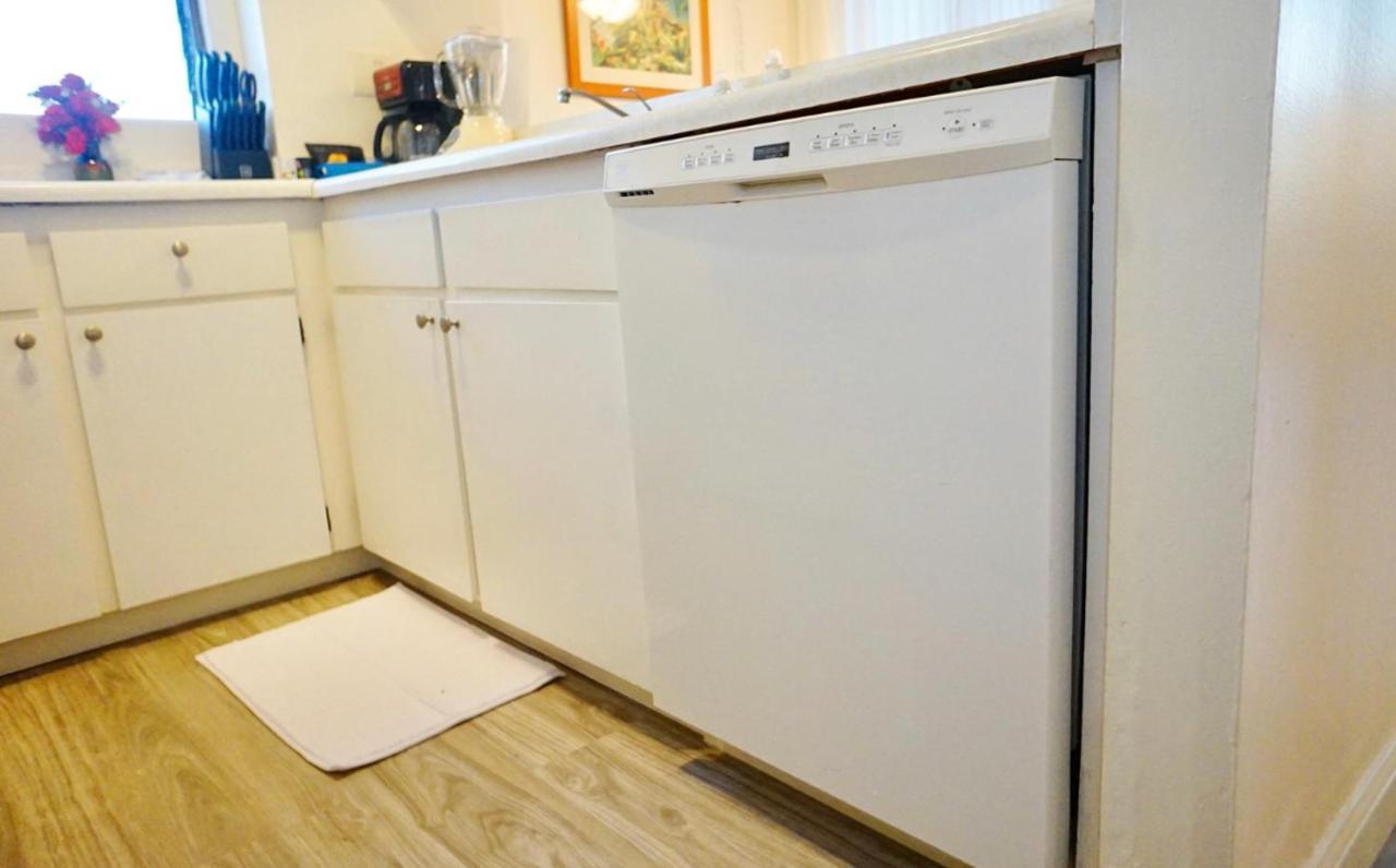 Апартаменты 1508- Heart Of Waikiki With Kitchen-Free Parking-King Bed-Corner Unit Гонолулу Экстерьер фото